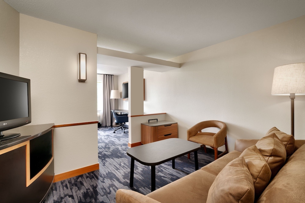 Fairfield Inn & Suites by Marriott Albany - photo 9