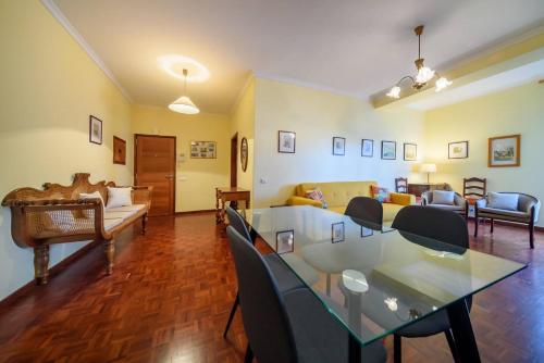 Casa Branca Apartment by Mth — 4-Star Luxury Hotel in Funchal, Portugal