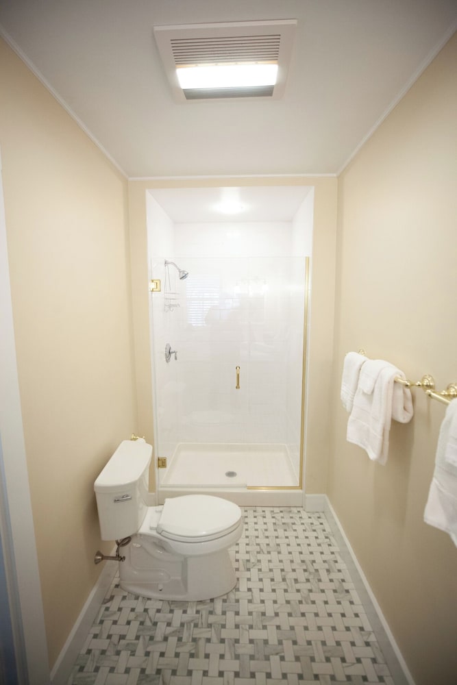 Yellow House Inn - photo 26