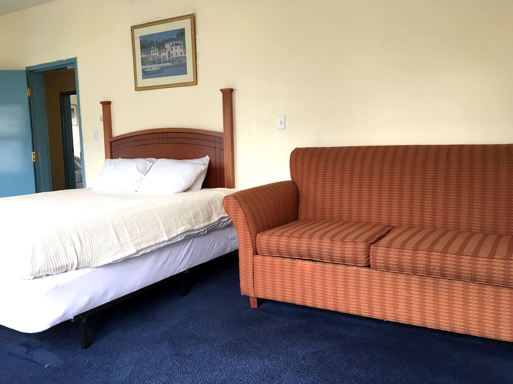 Belmar Inn - photo 16