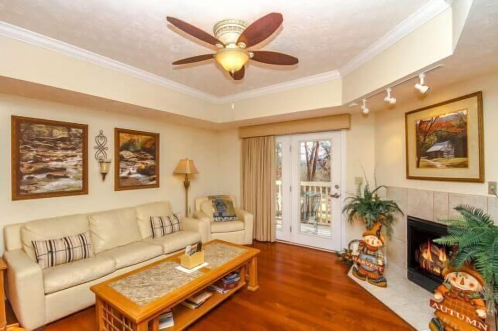 1501 Golf View Towers Southern Comfort - photo 20