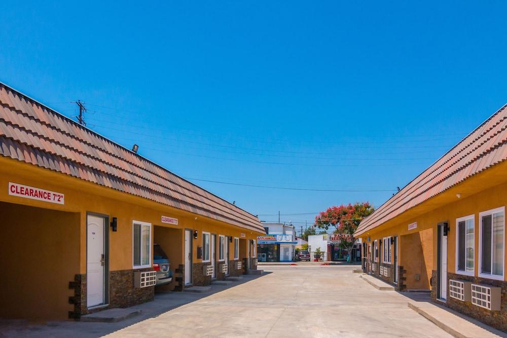 Rodeway Inn & Suites Pico Rivera - photo 2