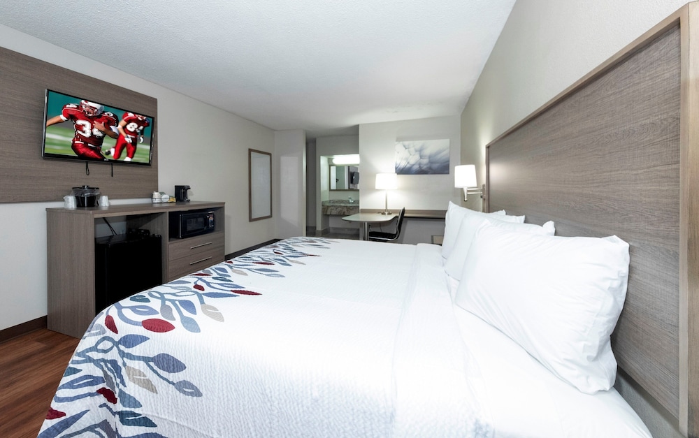 Red Roof Inn Petersburg Fort Lee - photo 16