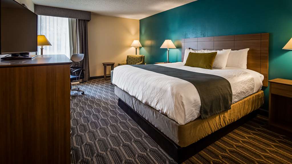 Best Western Plus Yadkin Valley Inn & Suites - photo 11