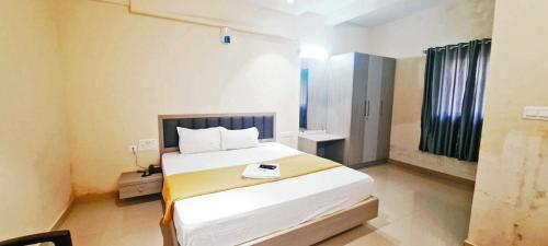 Collection O 70105 Hotel Sai Town House in Mangalore, India