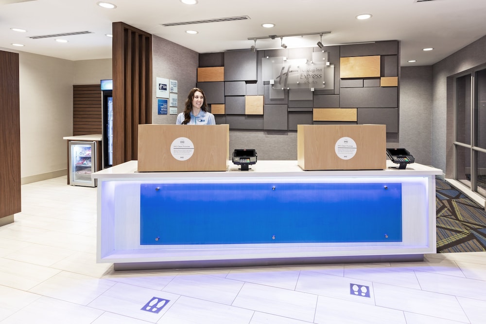 Holiday Inn Express & Suites Denton Sanger by IHG - photo 14