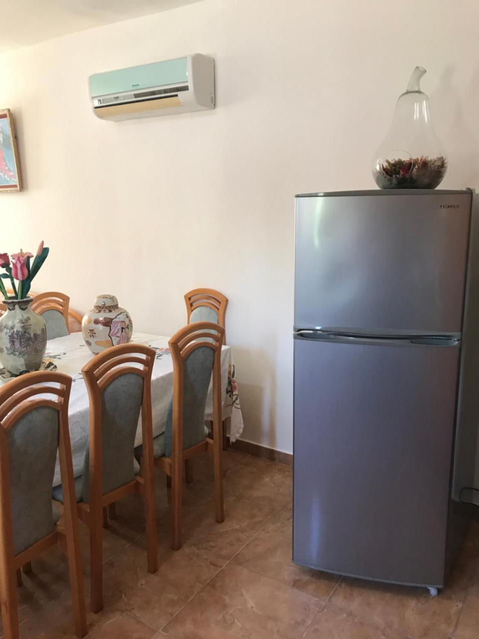 Pomos Small Sunny House