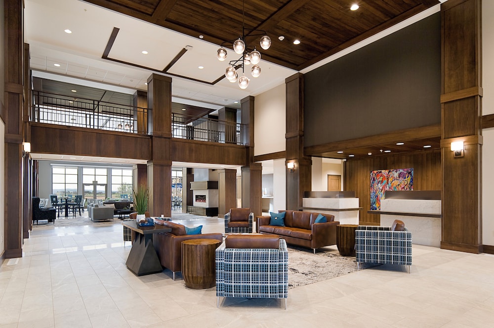 ClubHouse Hotel & Suites Rapid City - photo 2