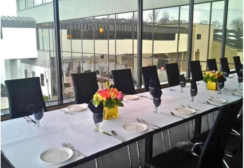 DoubleTree by Hilton Hotel Binghamton - photo 24