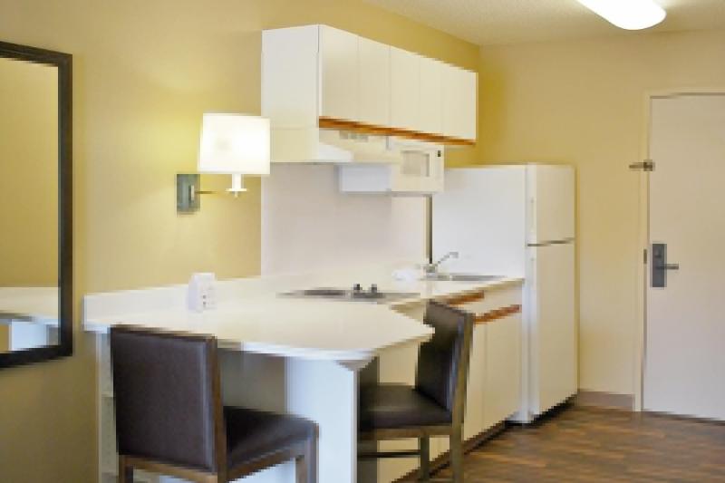 Extended Stay America Suites Chicago Schaumburg Conv Center - photo 13