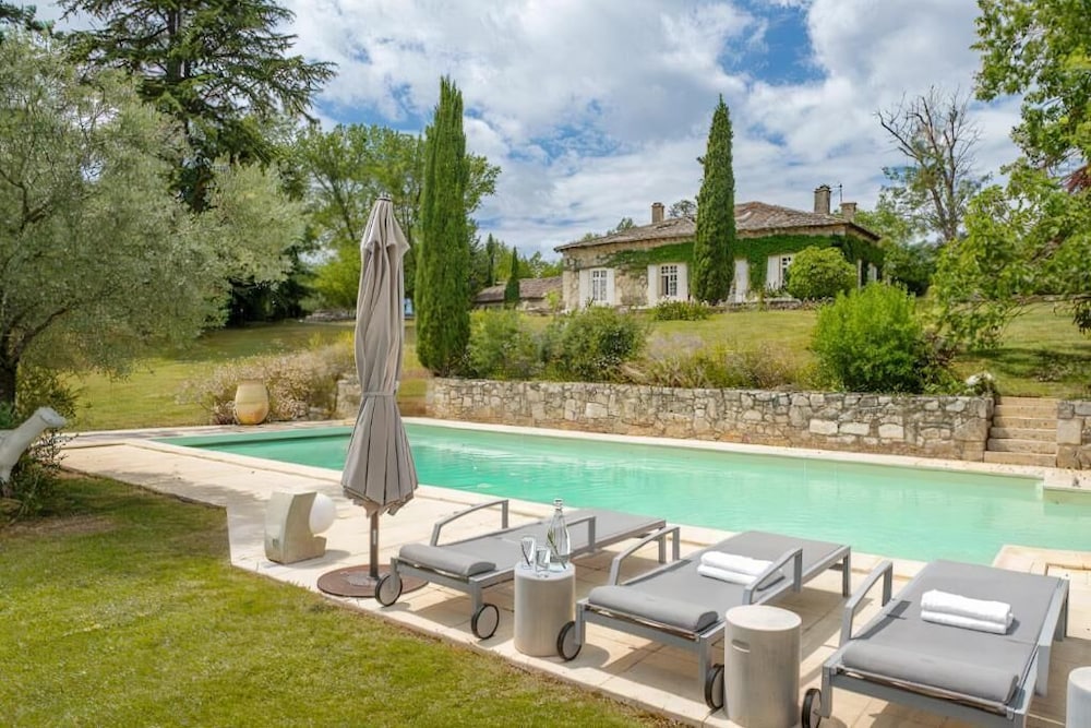 Les Suites du Midi — hotel in Saint-Paul-Les-Dax