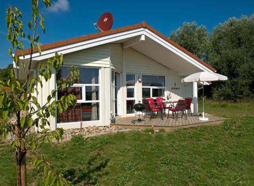 Dänische Ferienhäuser am Salzhaff Haus Vogelparadies — 4-Star Luxury Hotel in Kirchdorf, Germany