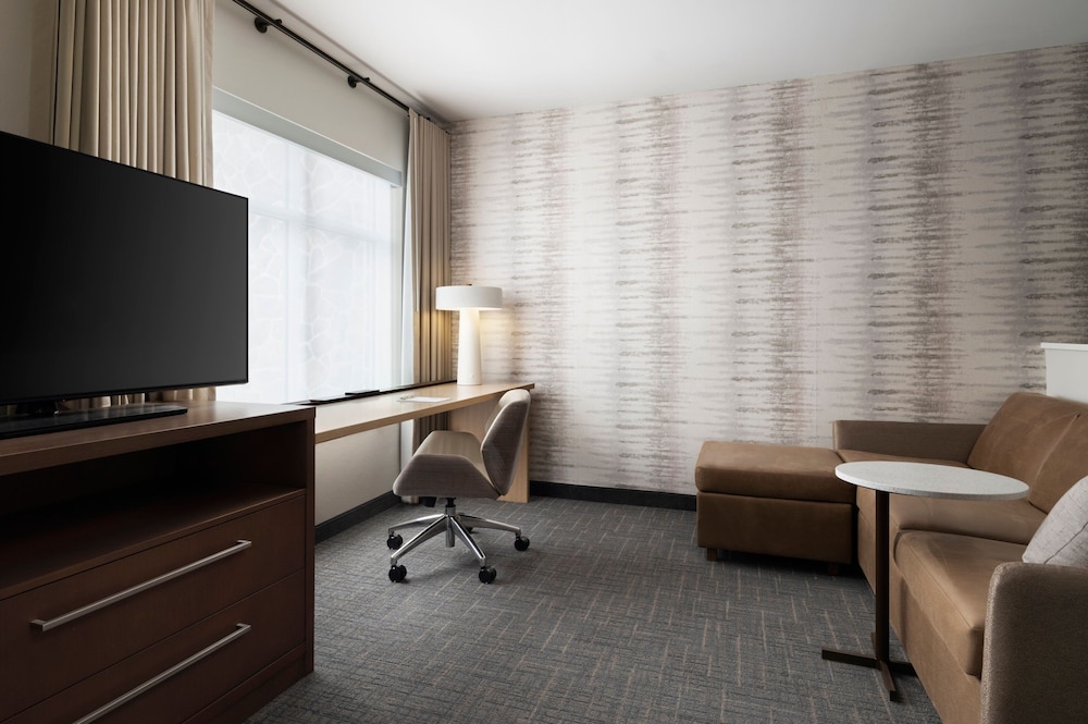 Inn at Bellefield Residence Inn by Marriott - photo 19