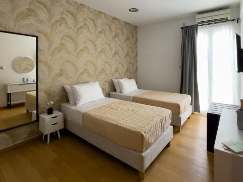 The Maverick 2bed apt in central athens — 4-Star Luxury Hotel in Athens, Greece