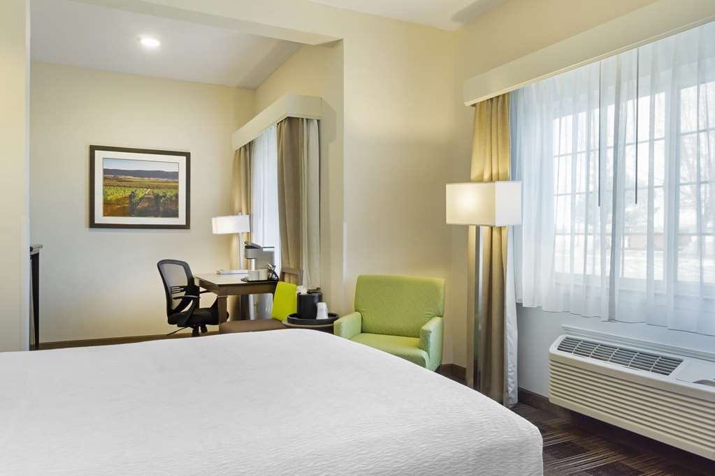 Best Western Plus The Inn at Horse Heaven - photo 21