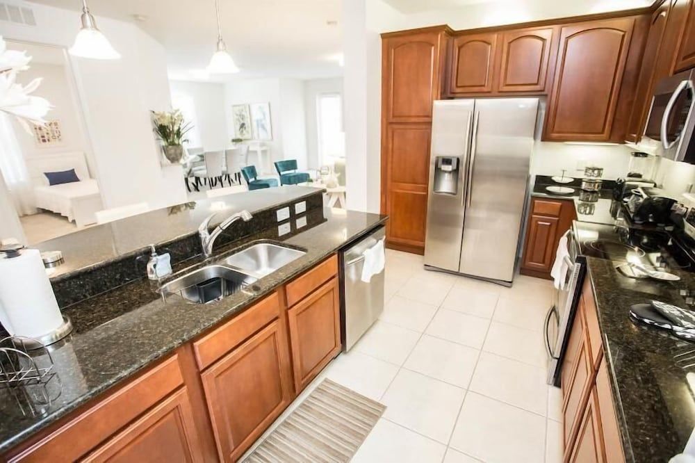 Modern Vacation Apartment with a Lake View at Vista Cay Resort VC4816 - photo 16