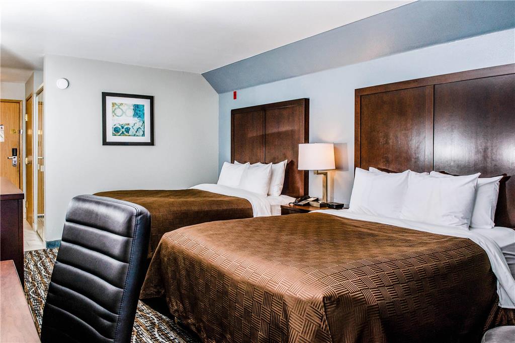 Clarion Hotel By Humboldt Bay - photo 16