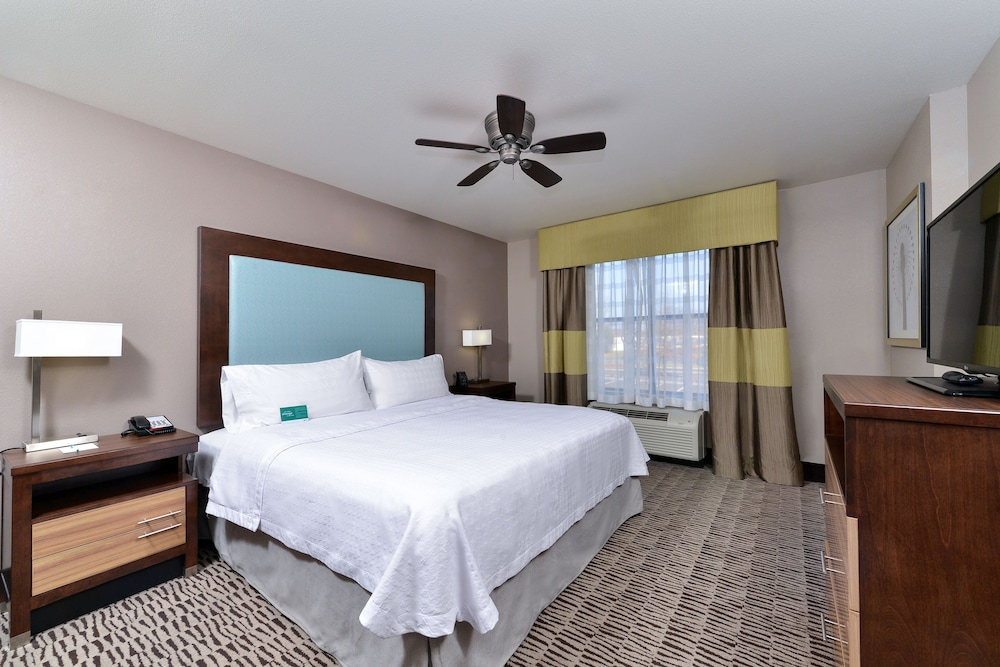 Homewood Suites By Hilton Cincinnati Mason - photo 8