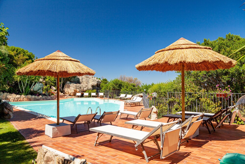 Hotel San Trano — Luogosanto