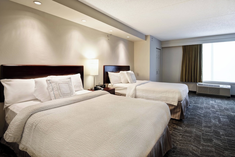 Springhill Suites by Marriott Louisville Airport - photo 13