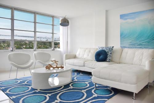 Oceanfront Contemporary Suites - photo 12