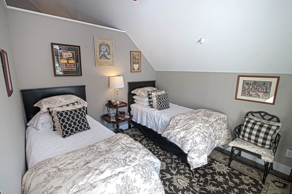 Phineas Swann Inn & Spa - photo 9