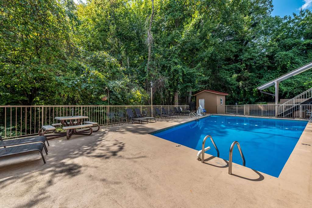 Motel 6 Gatlinburg TN Smoky Mountains - photo 5