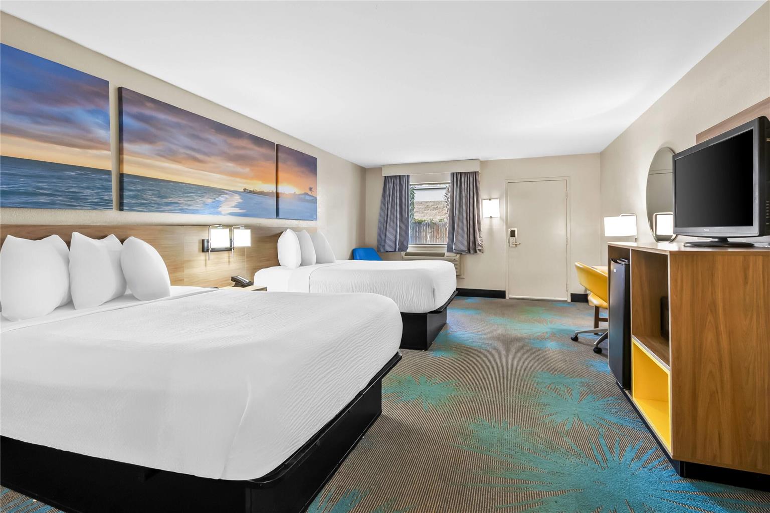 Days Inn by Wyndham Goose Creek - photo 13