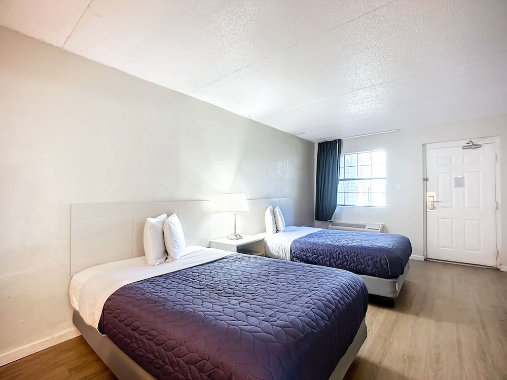 Stayable Suites Jacksonville - photo 35