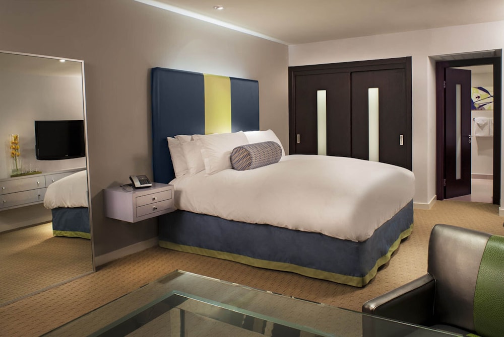 Sunset Marquis - photo 5