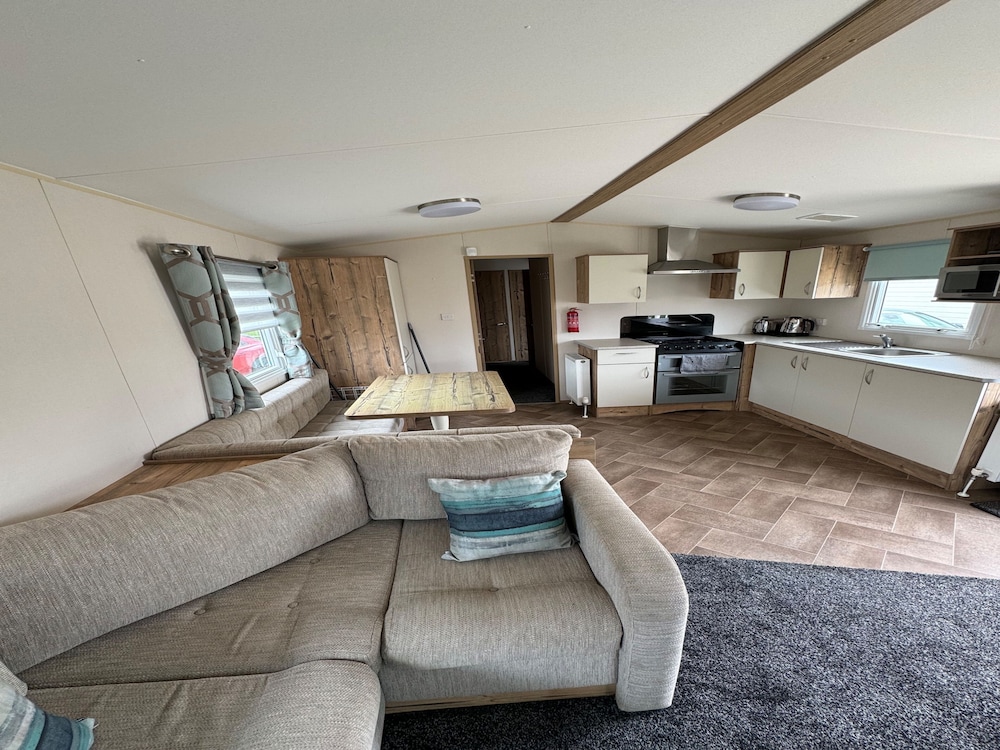 Captivating 3 Bed Caravan Seton Sands 19681263 — Prestonpans