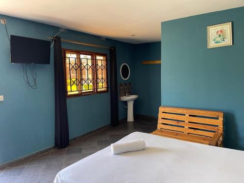 Limpopo s Bar & Accommodation — Unknown City — photo 4