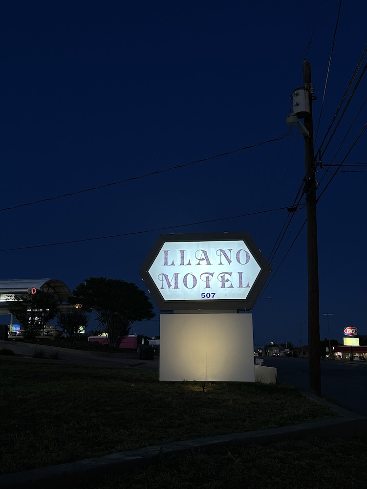 Llano Motel - photo 51