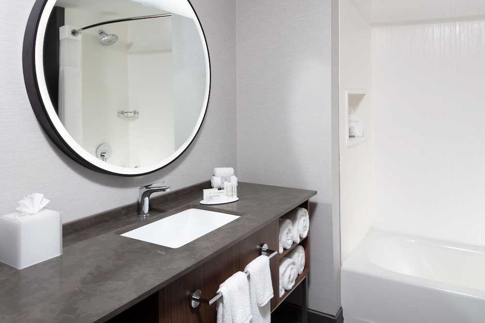 Courtyard by Marriott Memphis East Galleria - photo 14