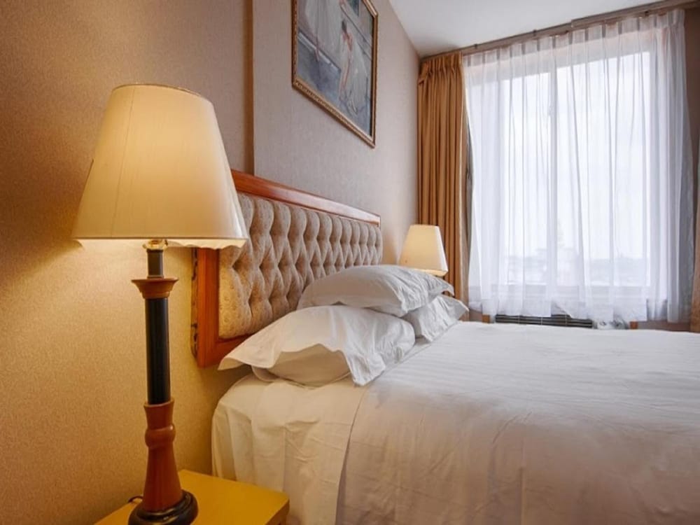 Flushing Hotel - photo 29