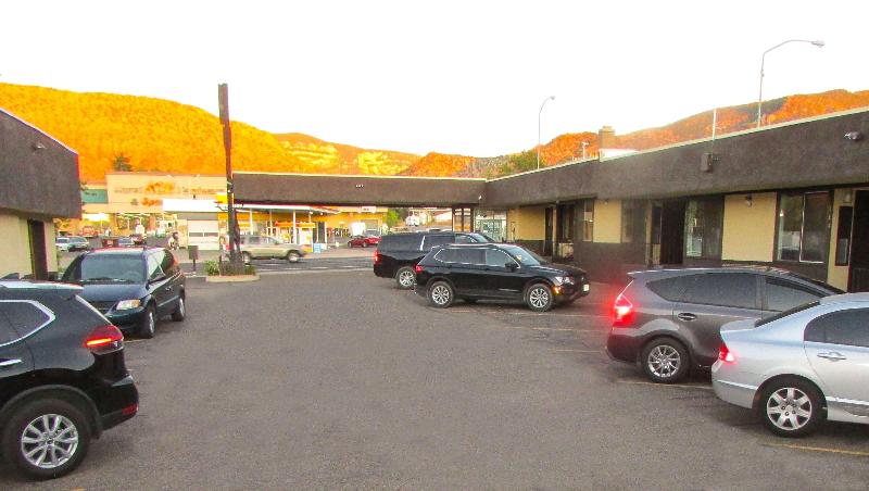 Mountain Star Inn - photo 23