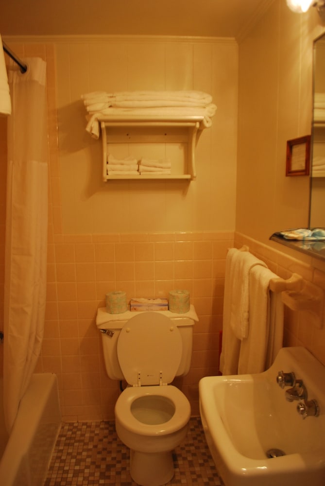 Lankford Hotel and Lodge - photo 57