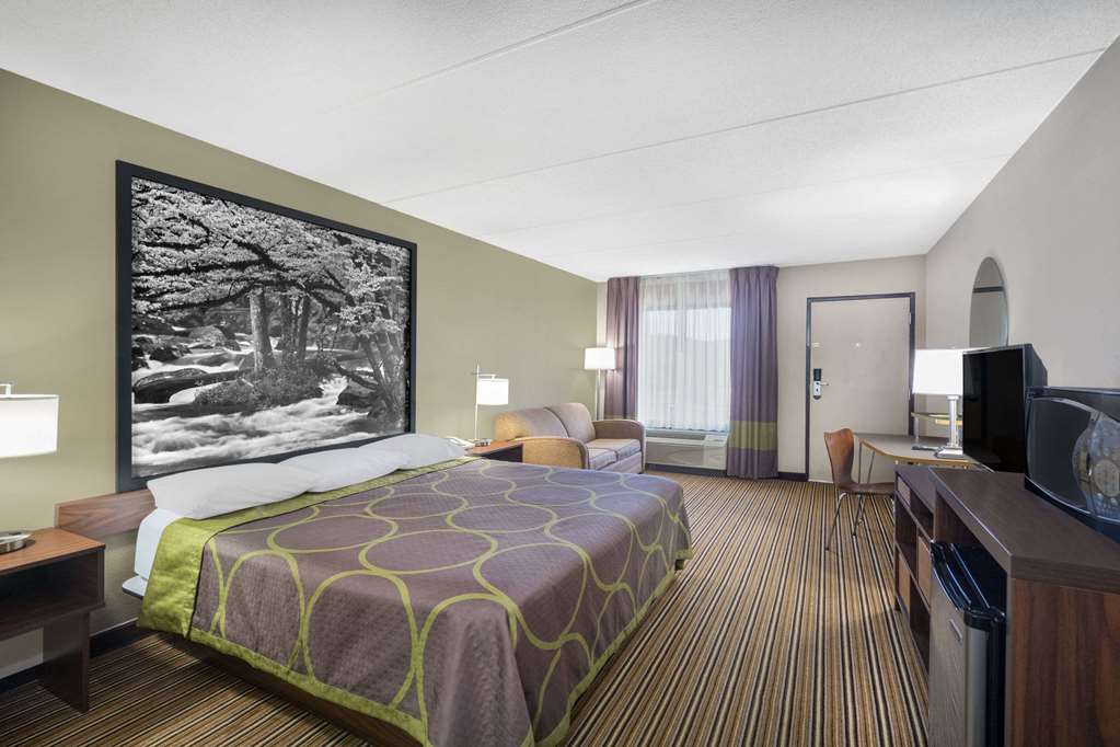 Super 8 by Wyndham Knoxville North Powell - photo 11