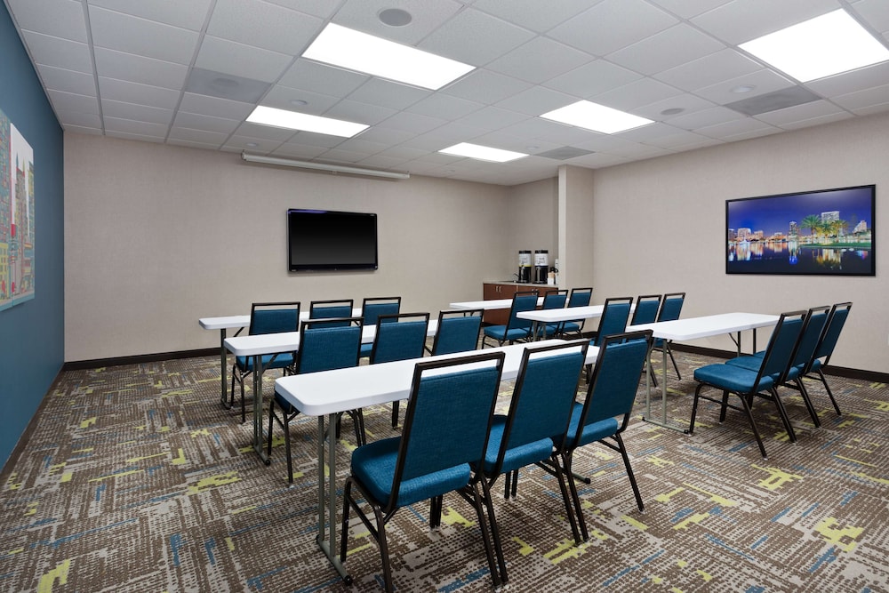 Hampton Inn & Suites Orlando Intl Dr N - photo 55
