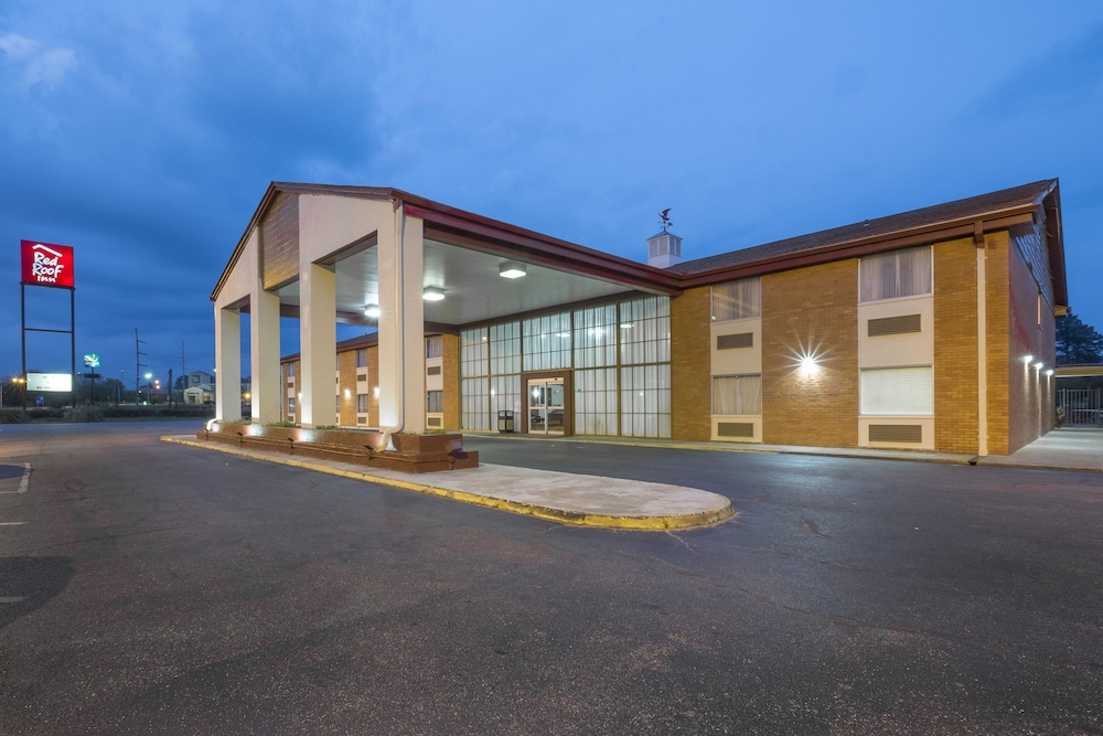 Red Roof Inn Meridian - photo 33