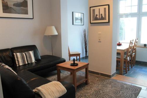 Villa Sander Hus Sanderhus Backbord — 4-Star Luxury Hotel in Norderney, Germany