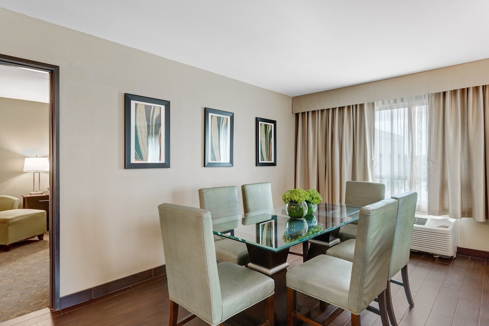 Crowne Plaza Houston Galleria Area by IHG - photo 52