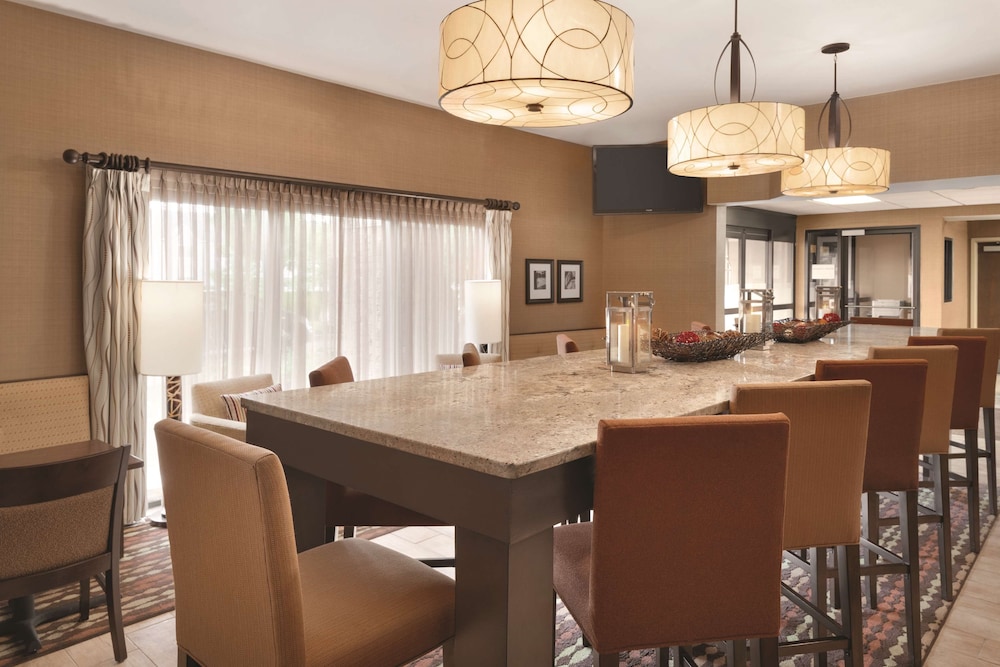 Hampton Inn Cincinnati Kings Island - photo 3