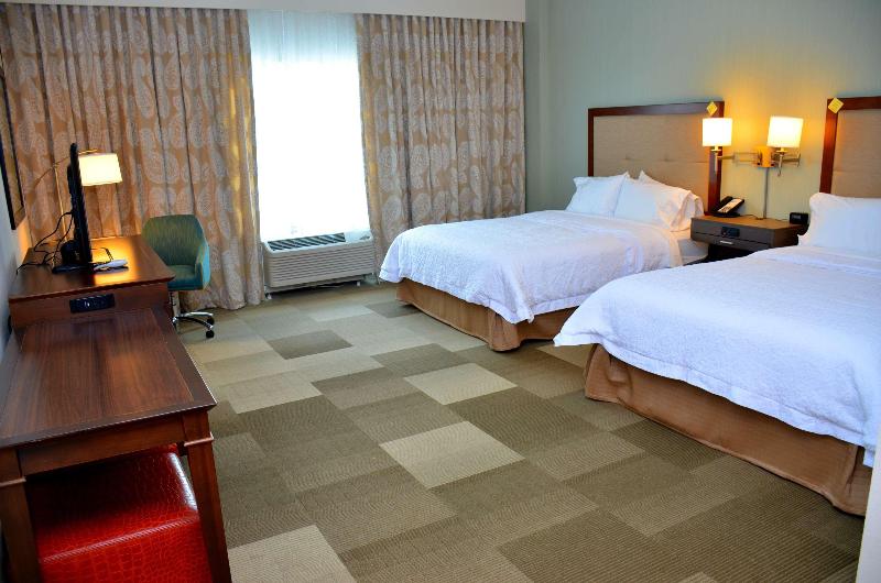 Hampton Inn & Suites Deland - photo 48