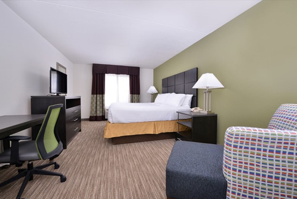 Holiday Inn Express Hotel & Suites Mooresville Lake Norman by IHG - photo 6