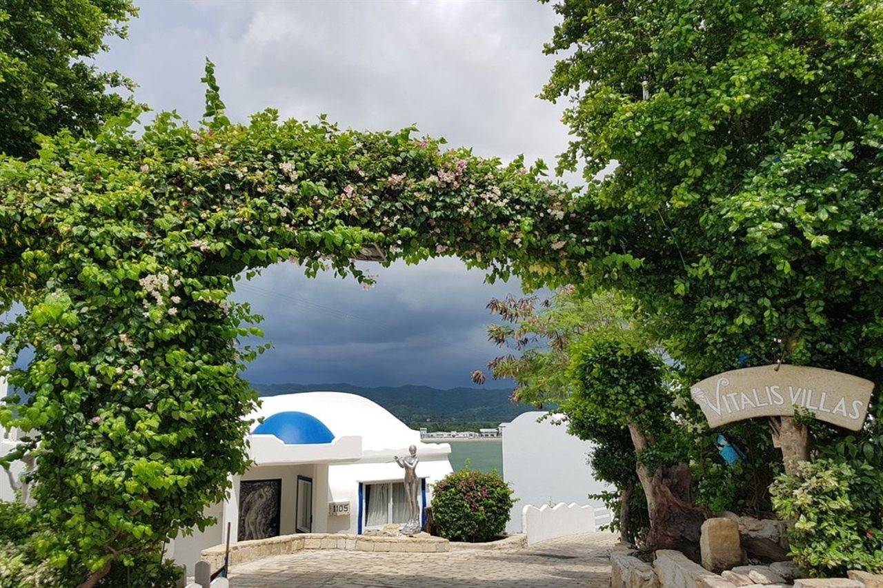 Vitalis Villas — 5-Star Luxury Hotel in Bantay, Philippines