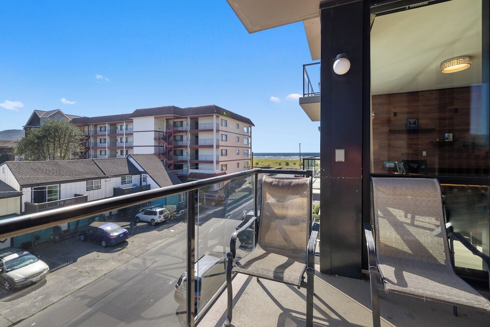 Sand & Sea Resort Condominiums - photo 784