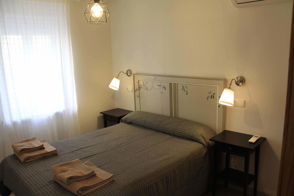 Madrid Rent 2 hotel Aluche Madrid