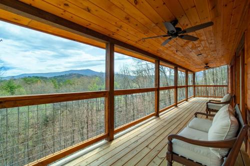 Grands Mountain House New Build w Private Pool — 4-Star Luxury Hotel in Sevierville, United States