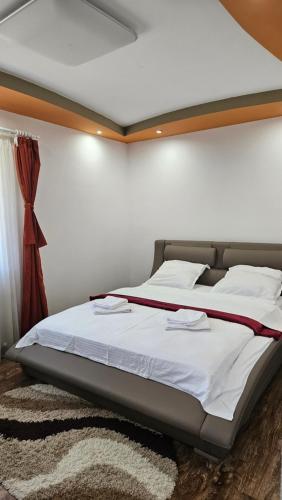 Vila Simona — 4-Star Luxury Hotel in Curtea De Arges, Romania